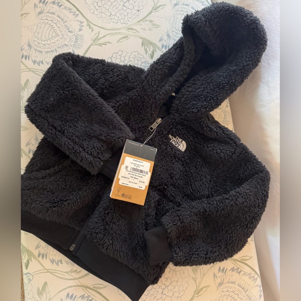 The North Face Black Fleece Jacket NWT size 4
